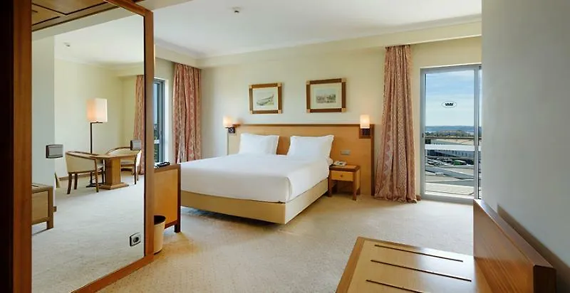 Hotel Real Oeiras Paco de Arcos 4*,
